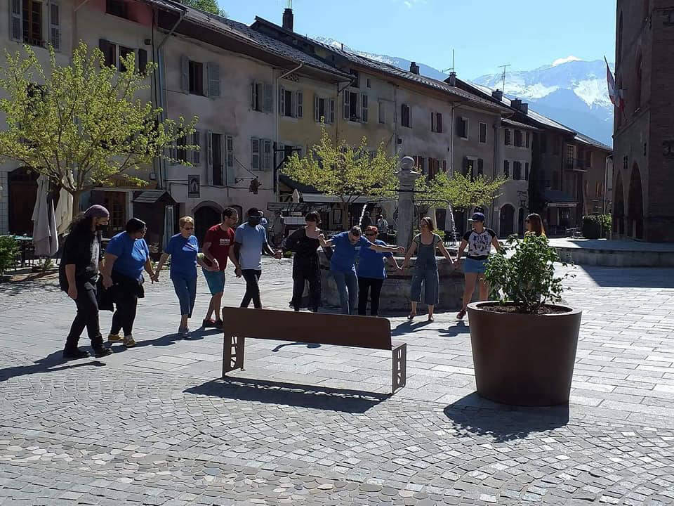 les associations participent et animent les évènements des Grecs à Conflans